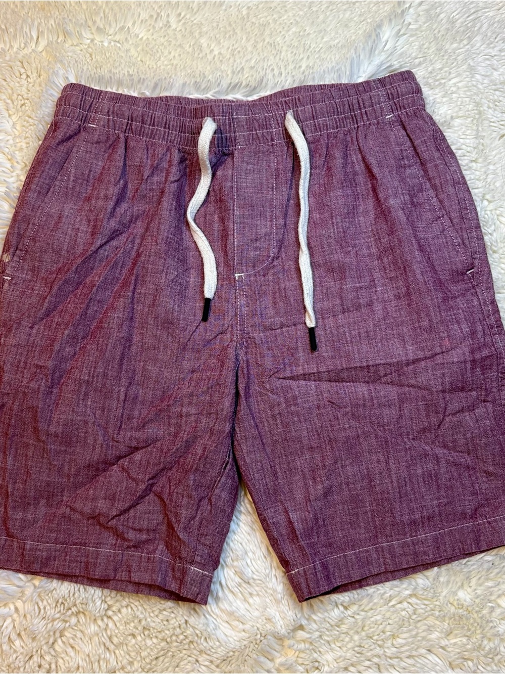 Banana Republic Men's size small casual Drawstring Shorts 8” inseam no liner